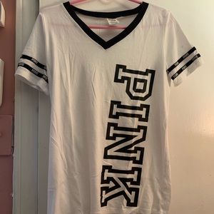 VS Pink T-Shirt Size Medium